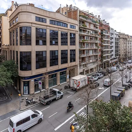Centrico Con Terraza Apartment Barcelona