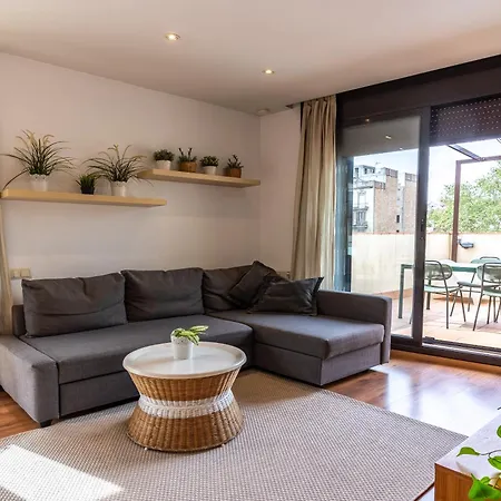 Centrico Con Terraza Daire