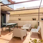 Centrico Con Terraza * برشلونة